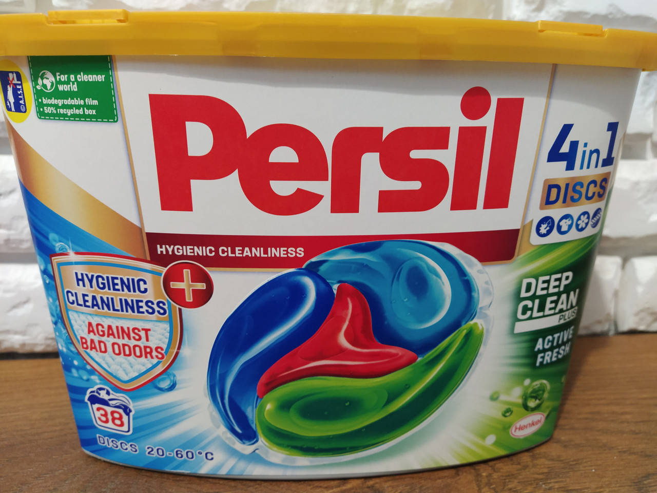 

Капсулы для стирки Persil Universal 4 in 1 Discs Deep Clean Plus, 38 шт