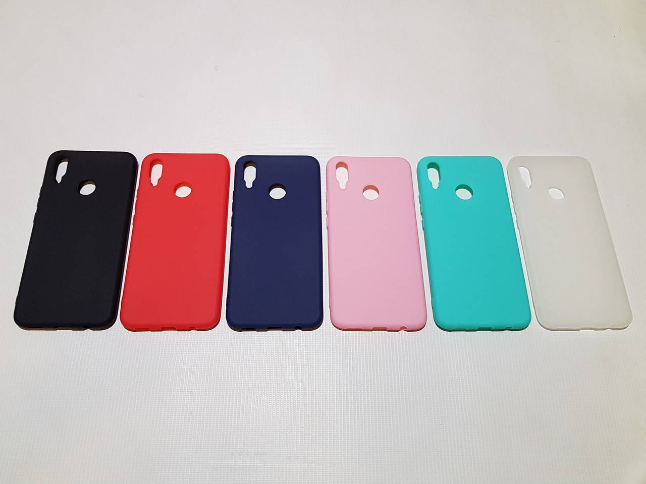 

Цветной TPU чехол для Huawei P Smart Plus, Разные цвета