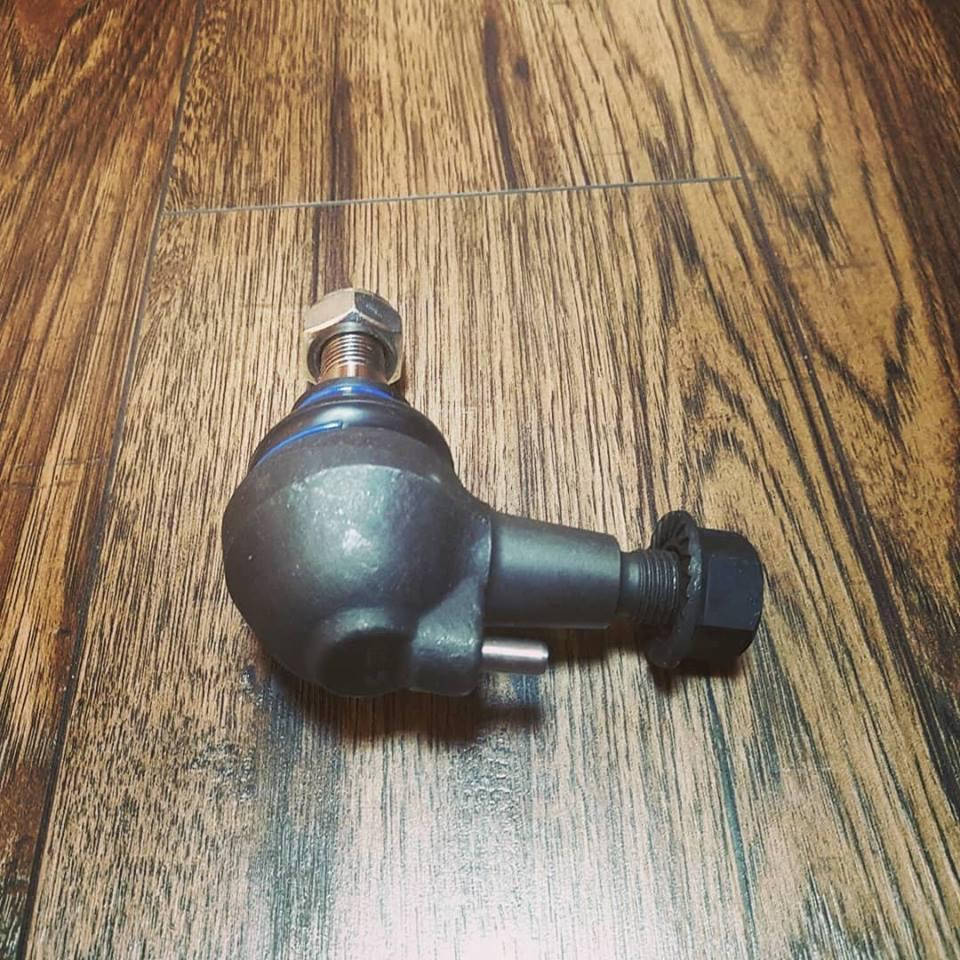 

Шаровая опора переднего рычага Mercedes W202 (03.1993 - 03.2001)