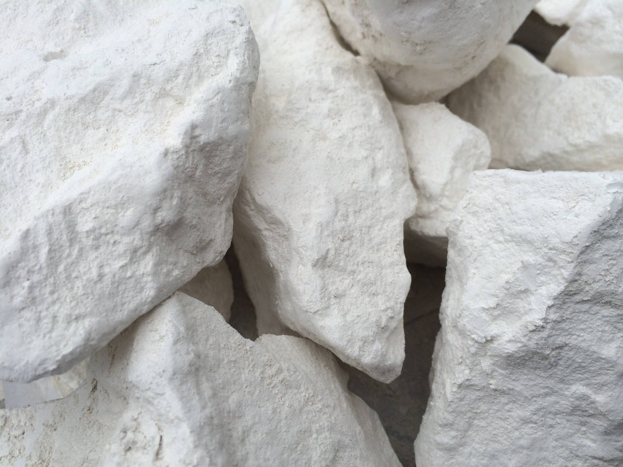 

Мел Артемовский кусковой 1 кг, Мел-ок, Белый