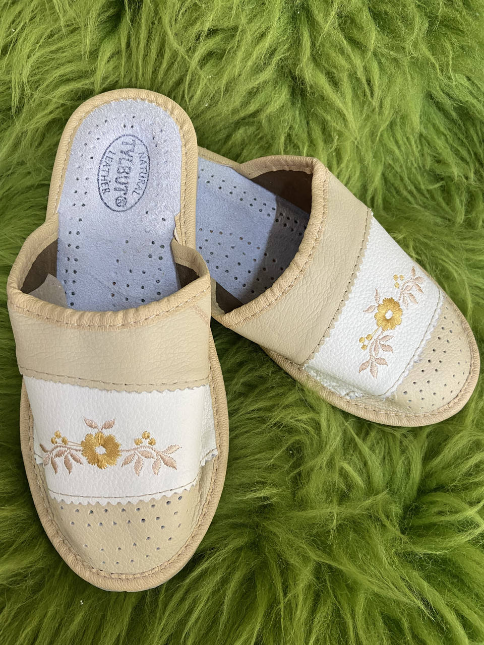 

Домашні капці жіночі із шкіри 38, Кофе с молоком