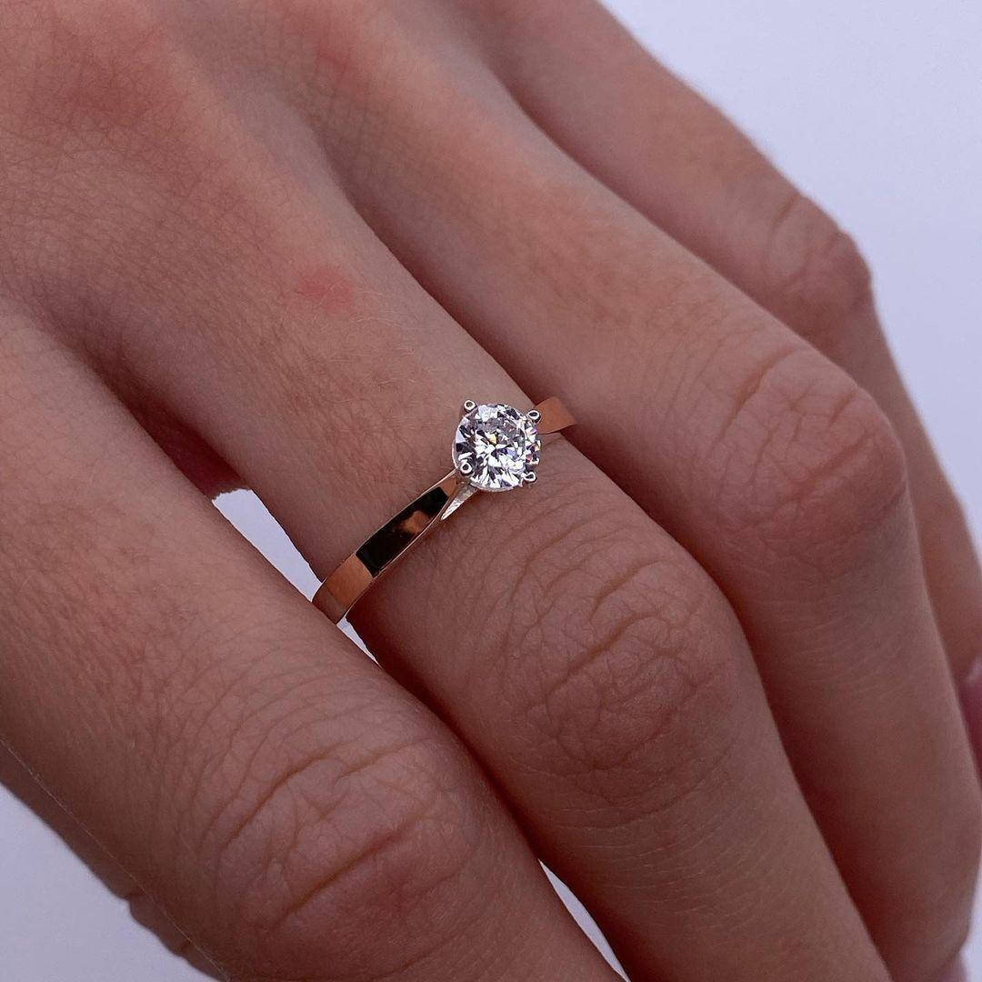 

Серебряное кольцо женское *Foreve* 925 пробы с золотом 375 пробы 16.5