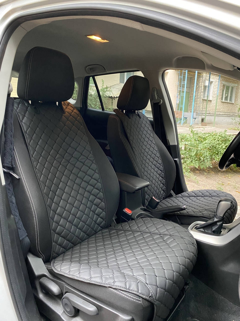 

Накидки на сиденья Форд Транзит Коннект (Ford Transit Connect) экокожа, 1+1