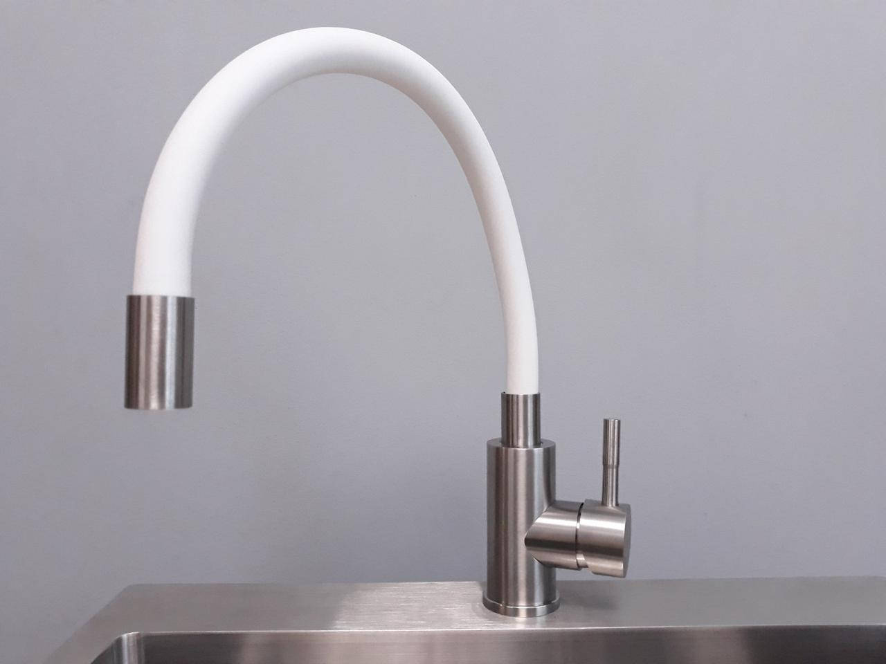 

Смеситель для кухни с гибким белым изливом Zerix SUS 011, Белый