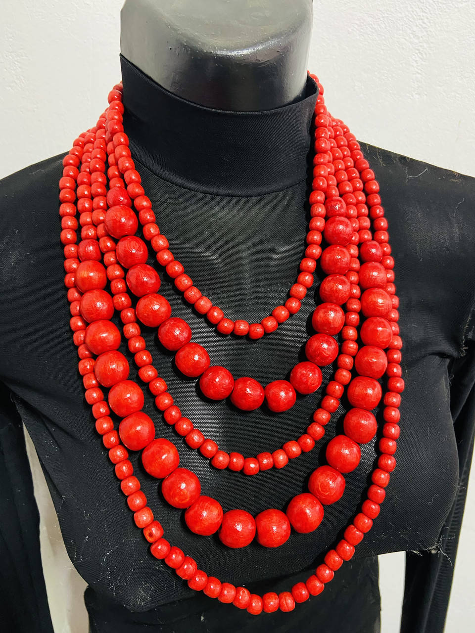 

Намисто з дерева