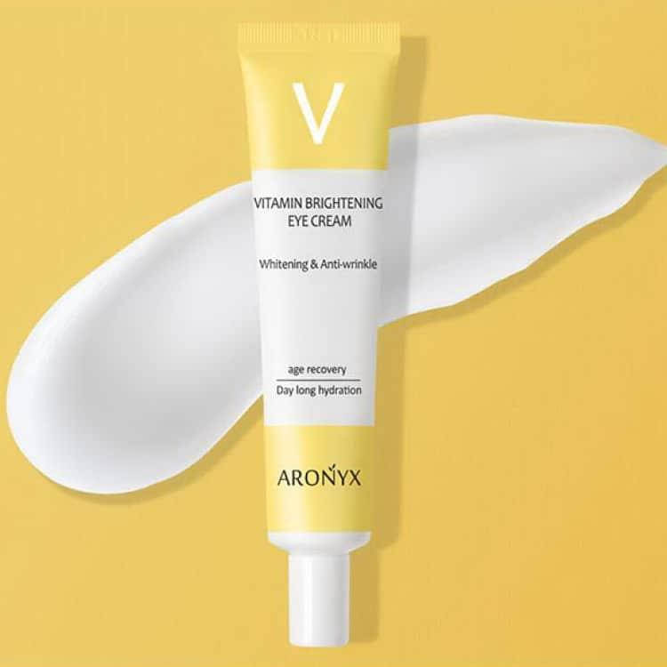 

Витаминный осветляющий крем для глаз Aronyx Vitamin Brightening Eye Cream