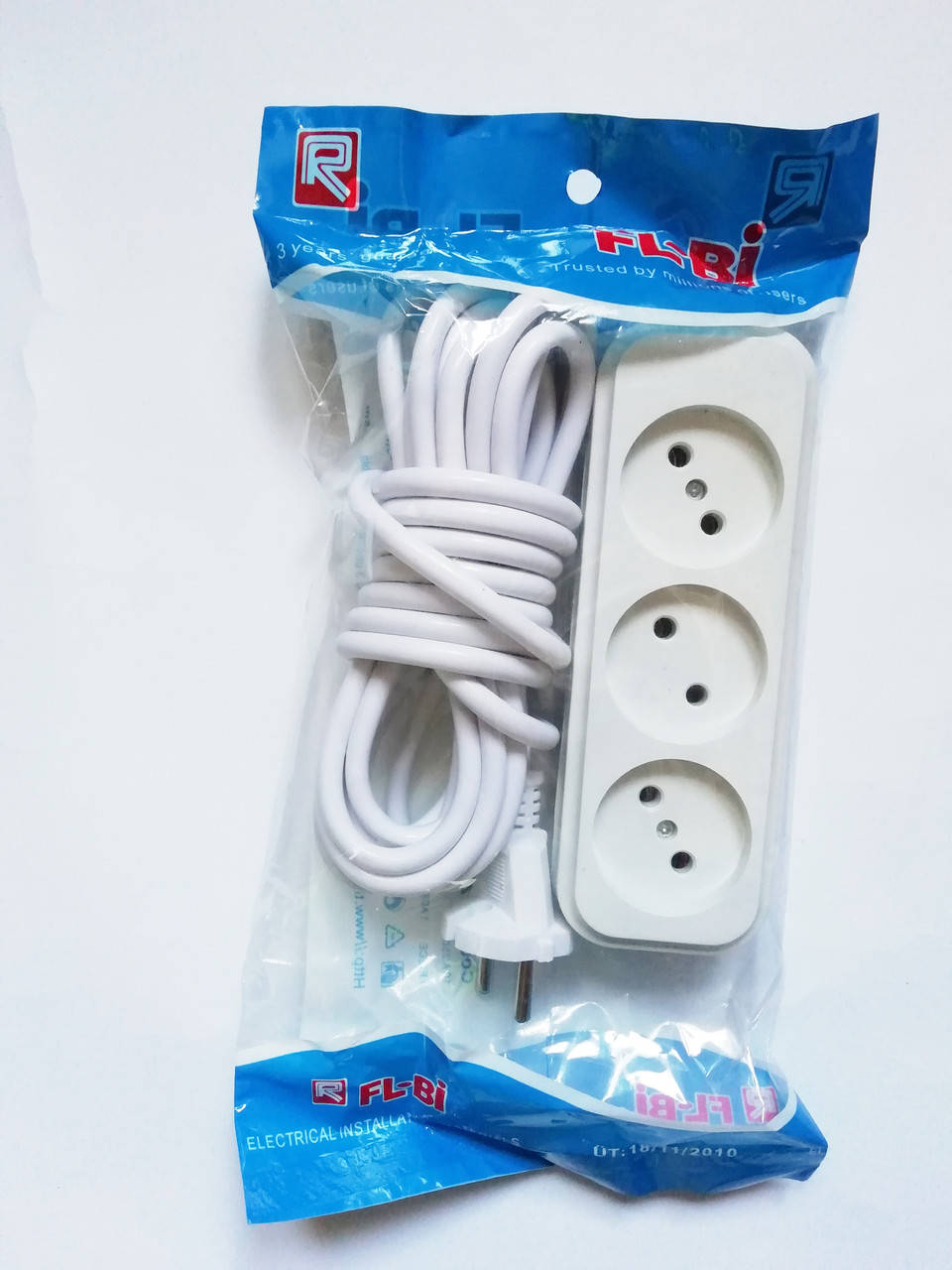 

Удлинитель 3 гнезда, 5 м