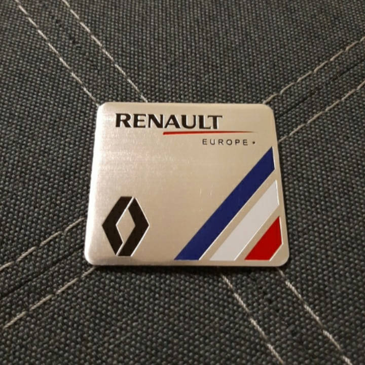 

Наклейка/ Шильдик/ Емблема RENAULT 60×55 мм.