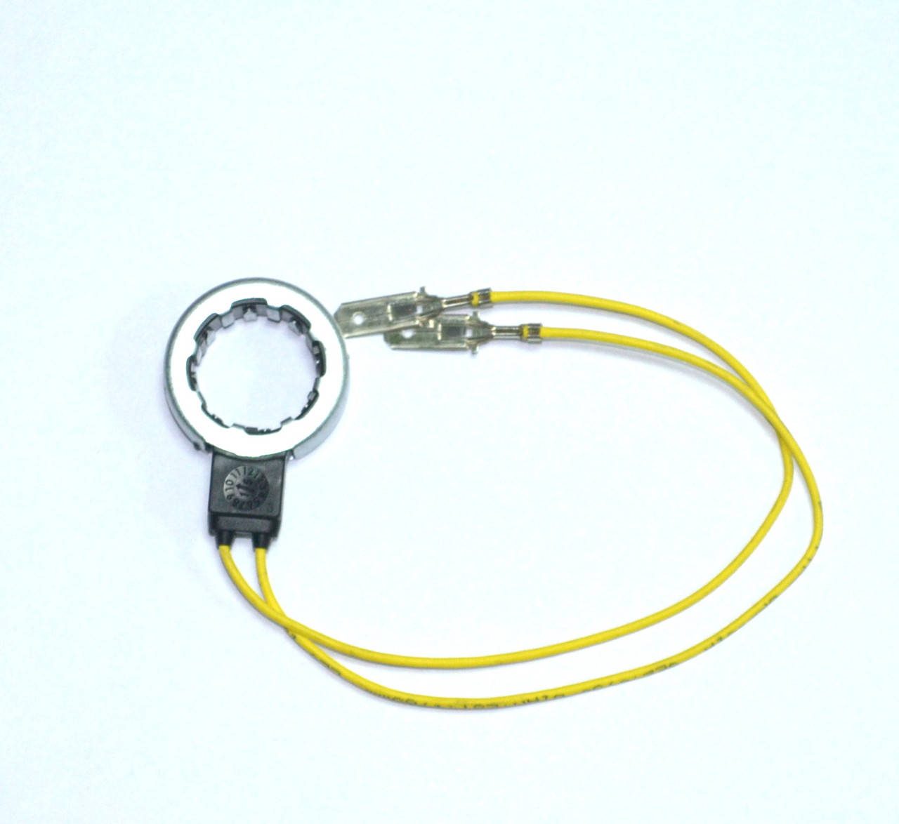 

Катушка тахогенератора для стиральной машинки Beko 372205505 (372205506)