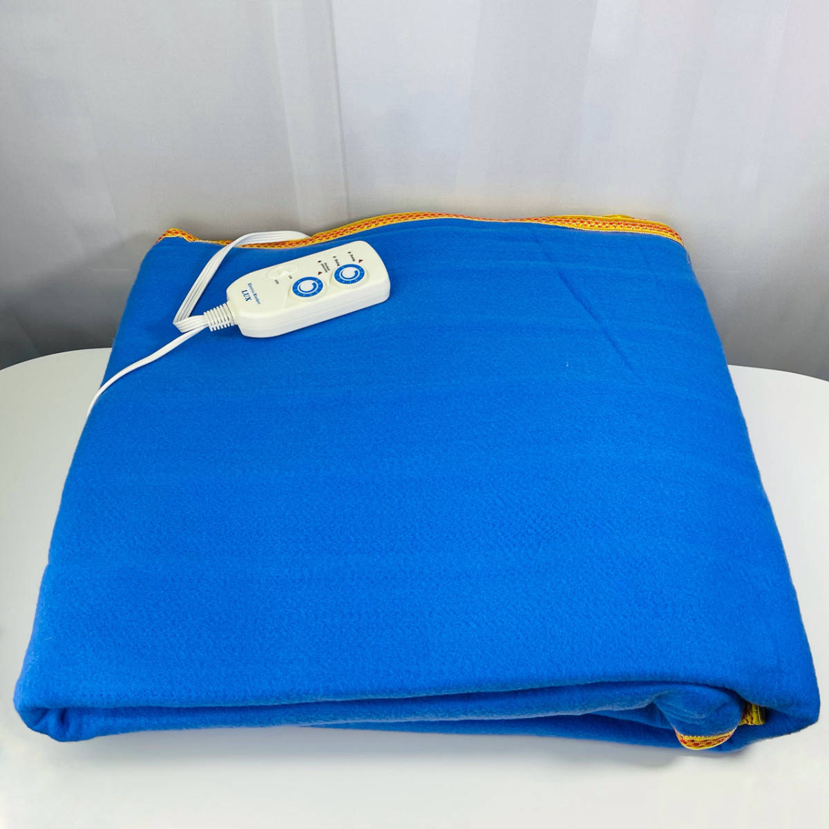 

Электропростынь двуспальная с двумя зонами на 9 режимов 180х200 см LUX Байка Турция 55140 синяя