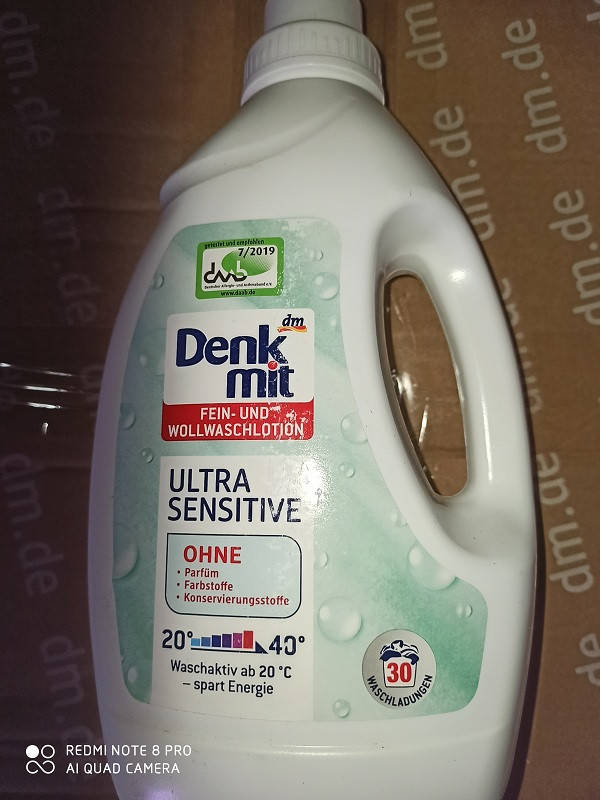 

Гель для стирки детских вещей универсальный Denkmit Ultra Sensitive 1.5л 30 стирок