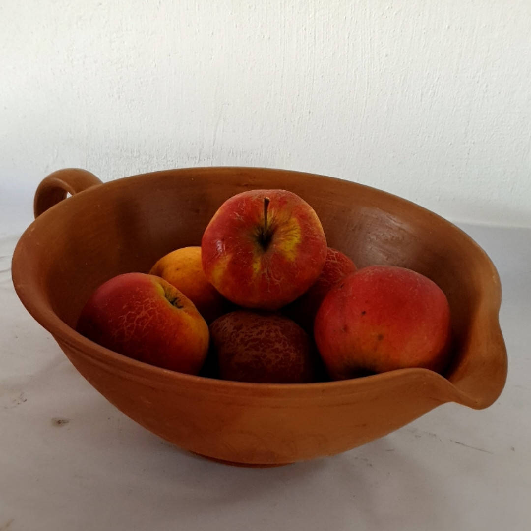 

Ковш для страв керамічний, Красный