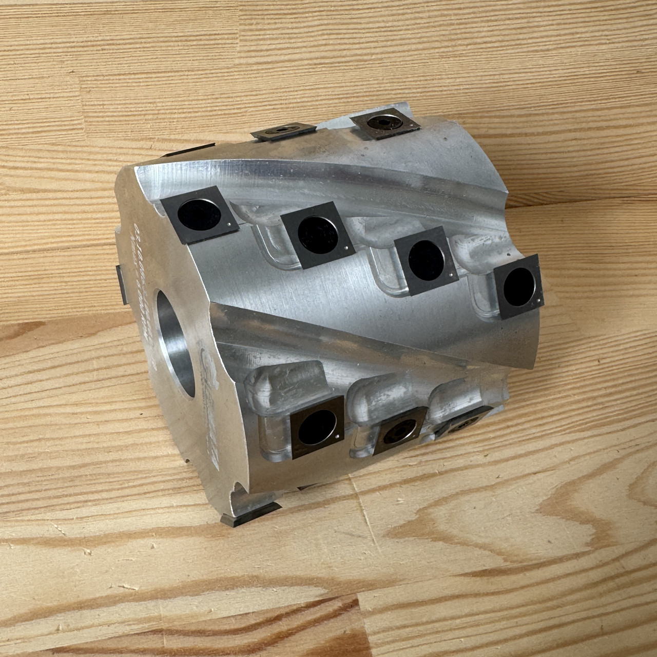 Шейперна шарошка зі змінними ножами, алюмінієвий корпус D62-160хd32-50xB26-242xZ3+3