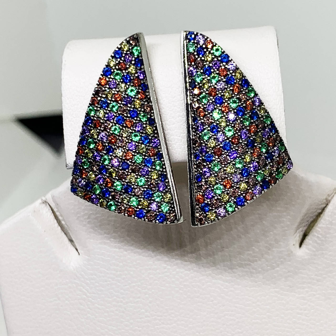 

Сережки серебряные с фианитами "Регата" 6,68 г