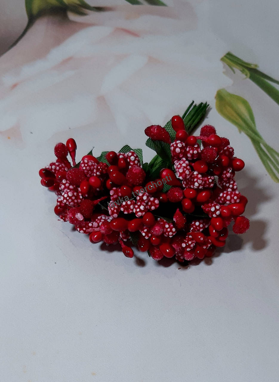 

Тичинки червоний