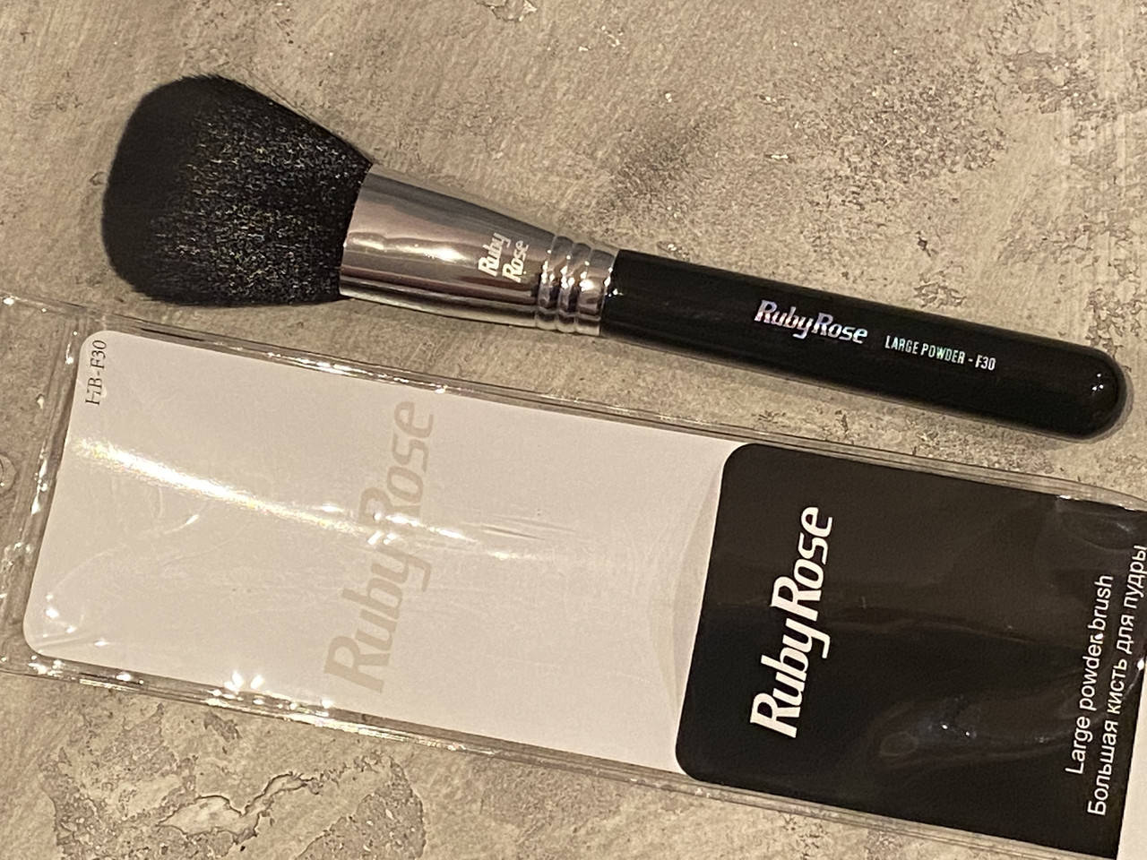 

Кисть для макияжа F-30 RUBY ROSE