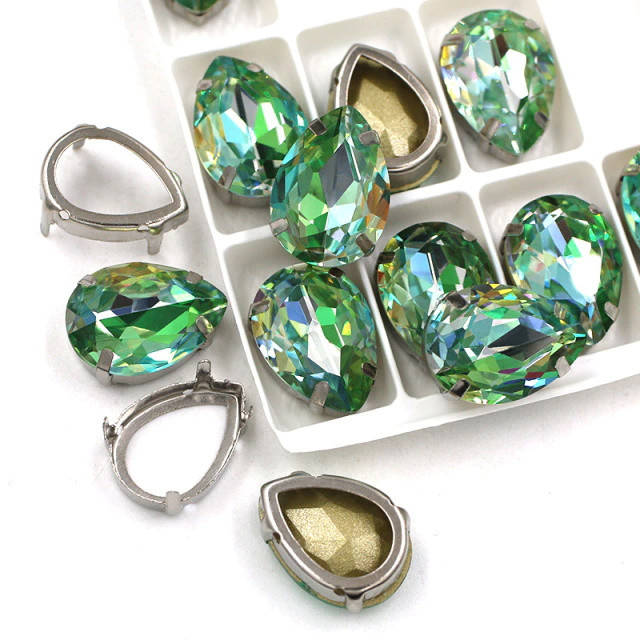 

Стразы пришивные в цапах, форма капля, стекло, цвет Olive 10*14 мм., Оливковый