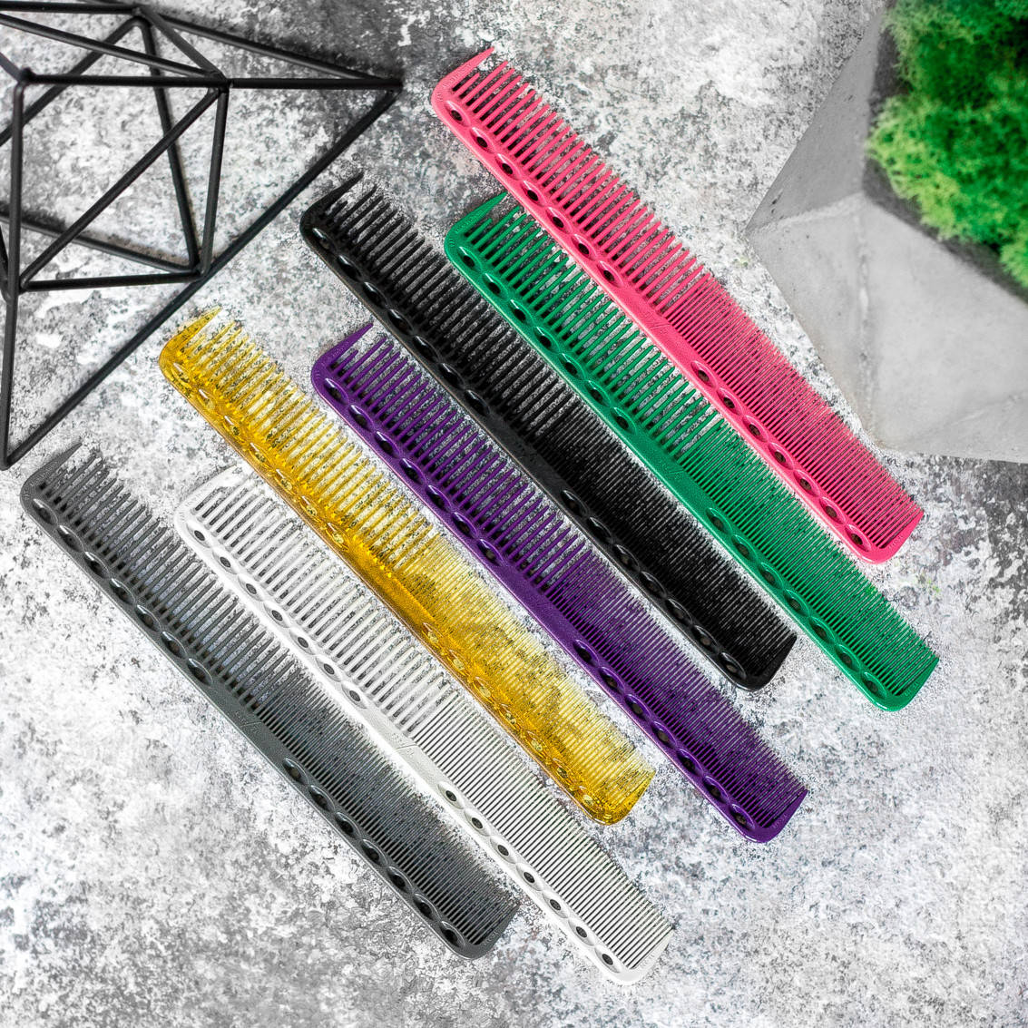 

Y.S. Park 339 Расческа для стрижки, Черный