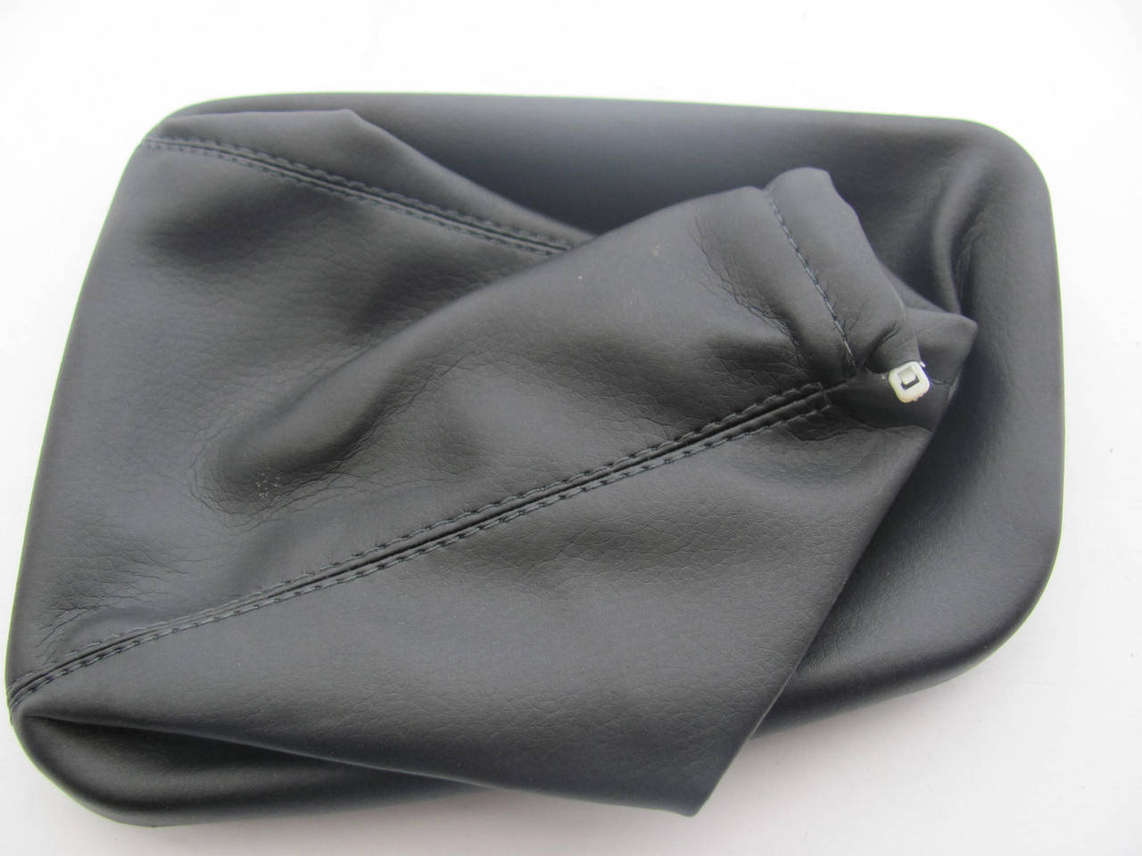 

Чехол ручки КПП (серый) MB Sprinter CDI 2000-2006 — Autotechteile (Германия) — 100 2601