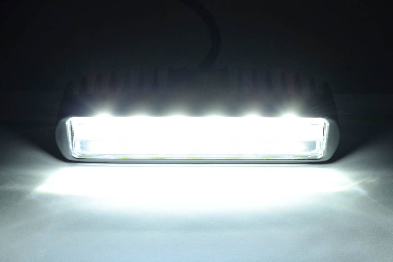 

Фара стробоскоп POLICE 6 Led (красный, синий, белый)