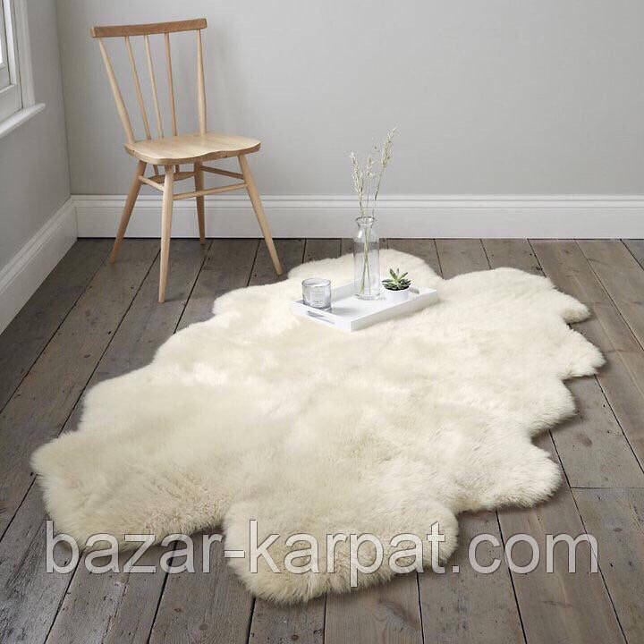 

Коврик из четырех овечьих шкур