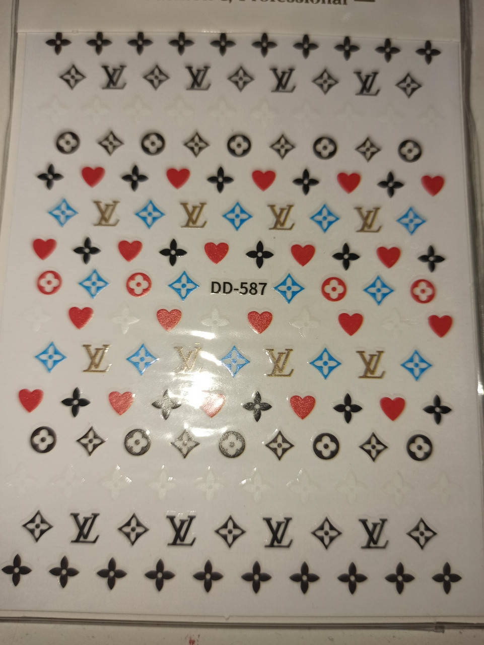 

Наклейки для дизайна ногтей LV,сердечки, Белый