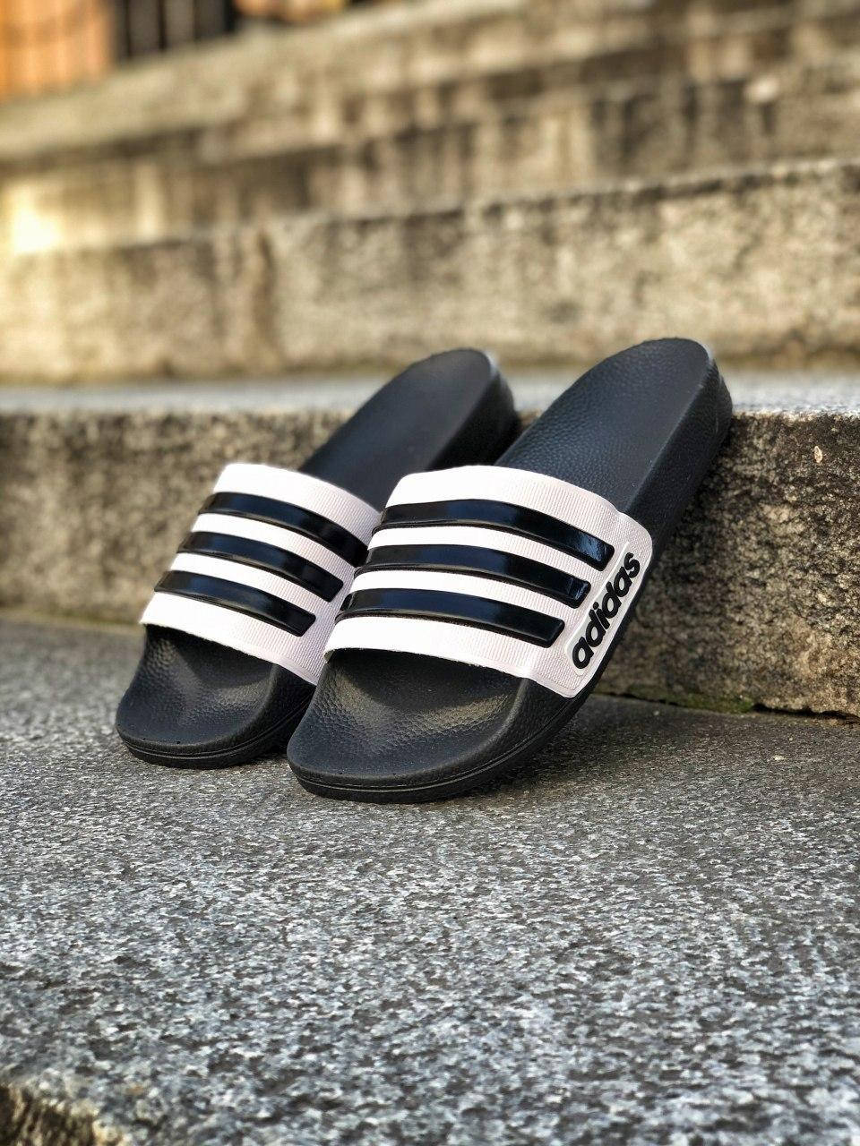 

Мужские шлепанцы Adidas Slippers Black White, Разные цвета