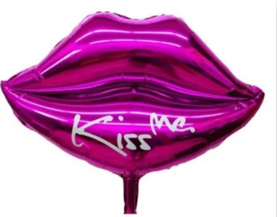 

Фольгированный шар большая фигура Губы "Kiss me" 50х53см Китай, Фуксия