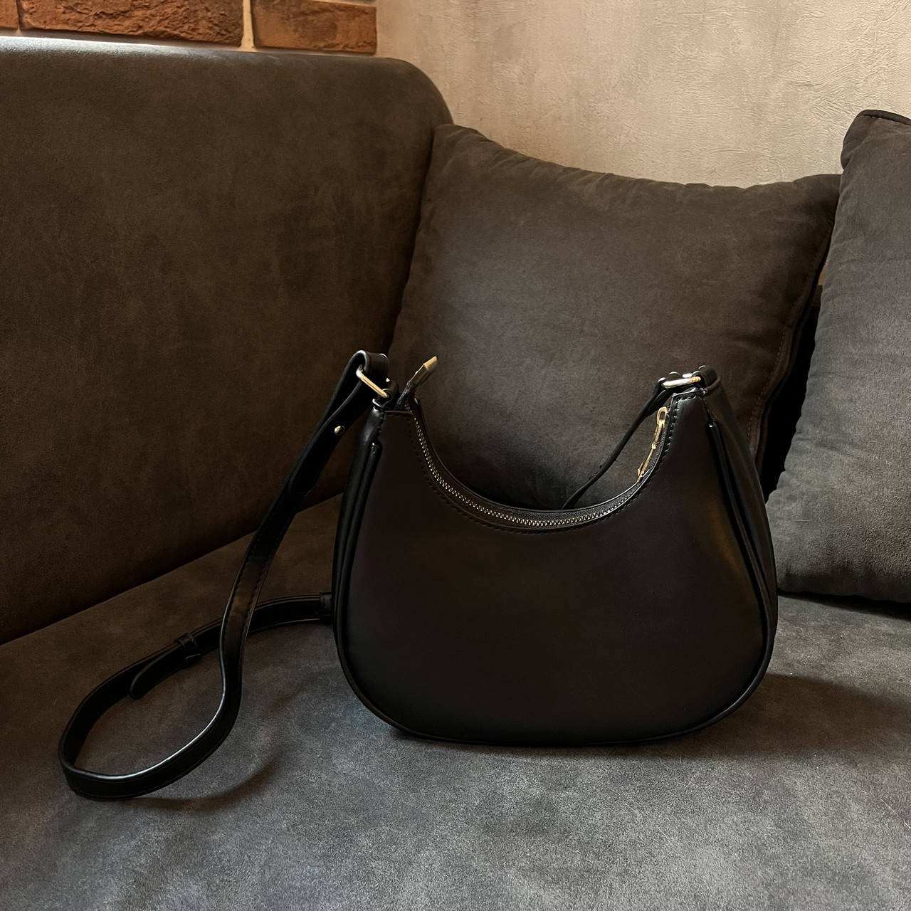 

Женская черная маленькая черная сумка сумочка через плечо с двумя отделениями на молнии, Черный