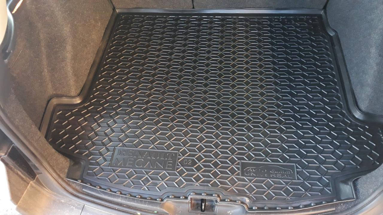 

Коврик в багажник Renault Megane 2 '02-08 (Universal)