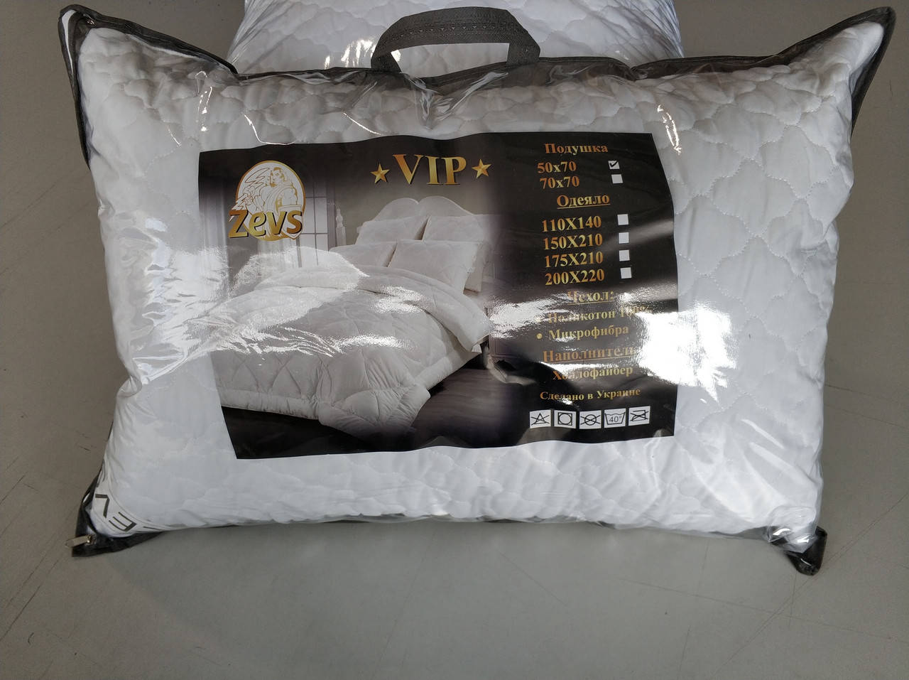 

Подушка стеганая холлофайбер ТМ "ZEVS" VIP 50 х 70 см, Белый