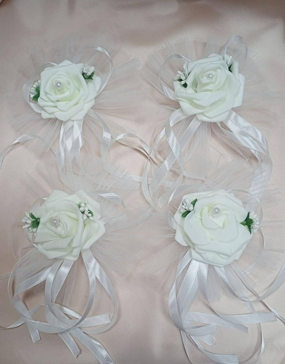 

Цветы на ручки авто белые. Украшение на свадебную машину