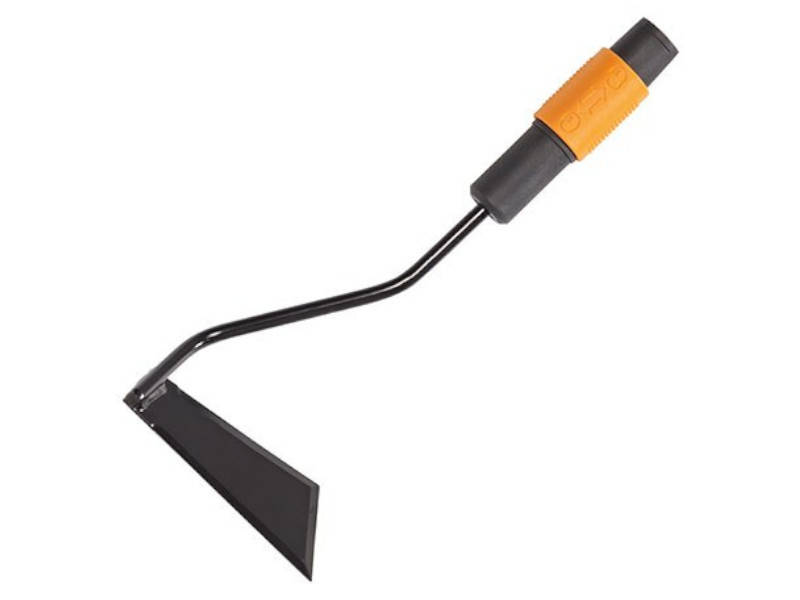 

Сапа Fiskars QuikFit 136513 с заточенными тремя краями