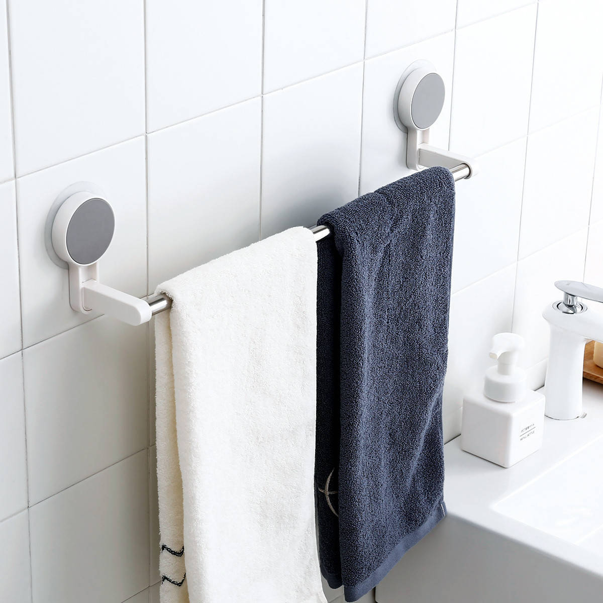 

ДЕРЖАТЕЛЬ ДЛЯ ПОЛОТЕНЦА КЛЕЯЩИЙСЯ