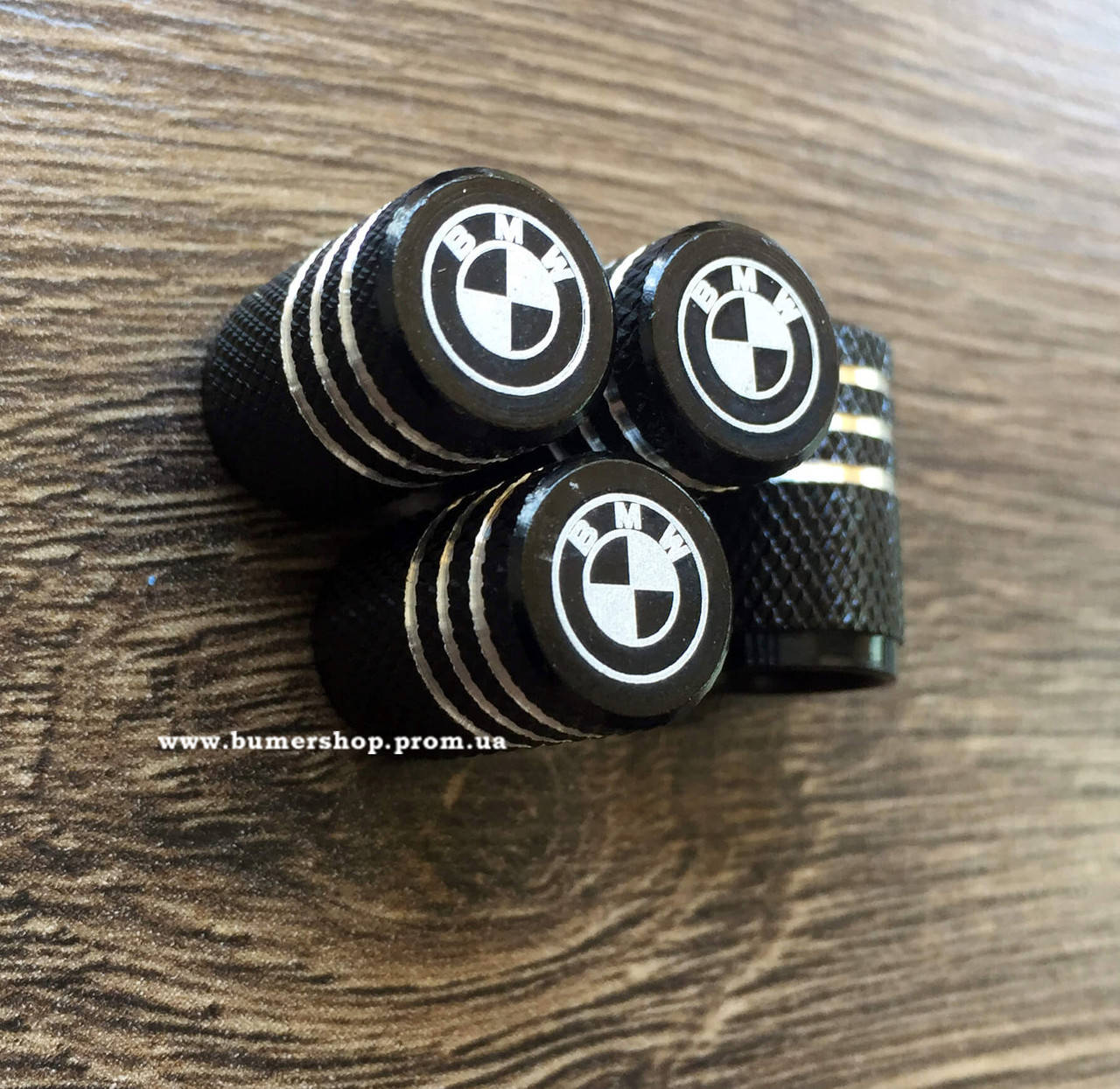 

Колпачки на ниппель бмв (черные)