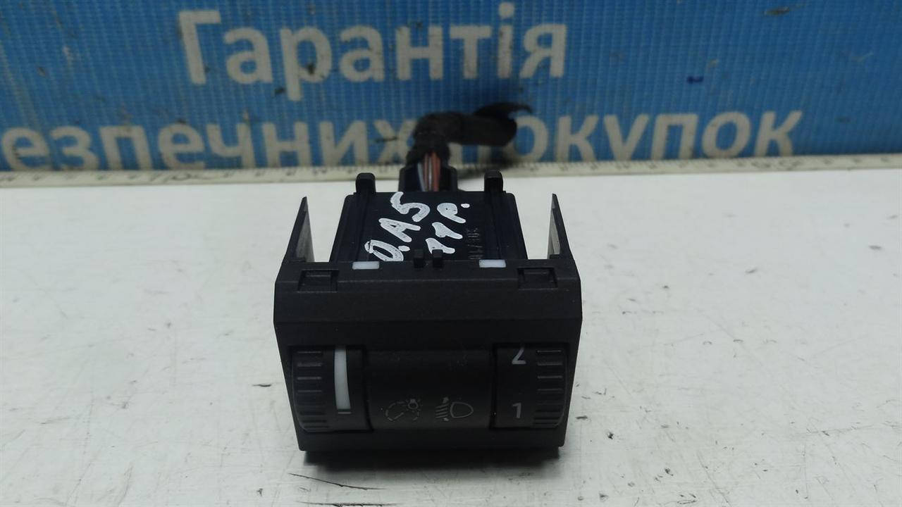 

Кнопка коректора фар Skoda Octavia A5 с 2004 по 2013