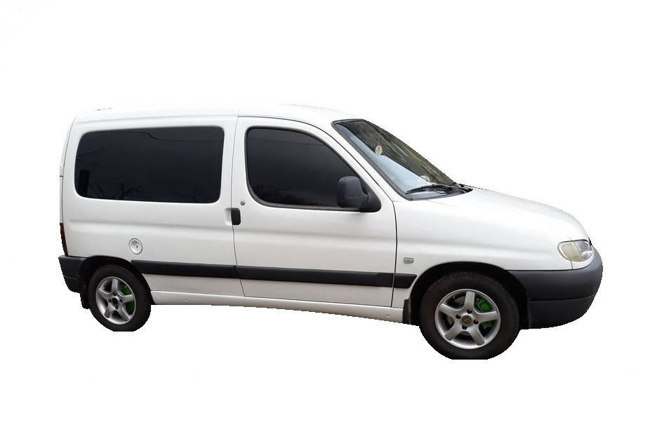 

Боковое сплошное стекло Peugeot Partner 1996-2008 правое