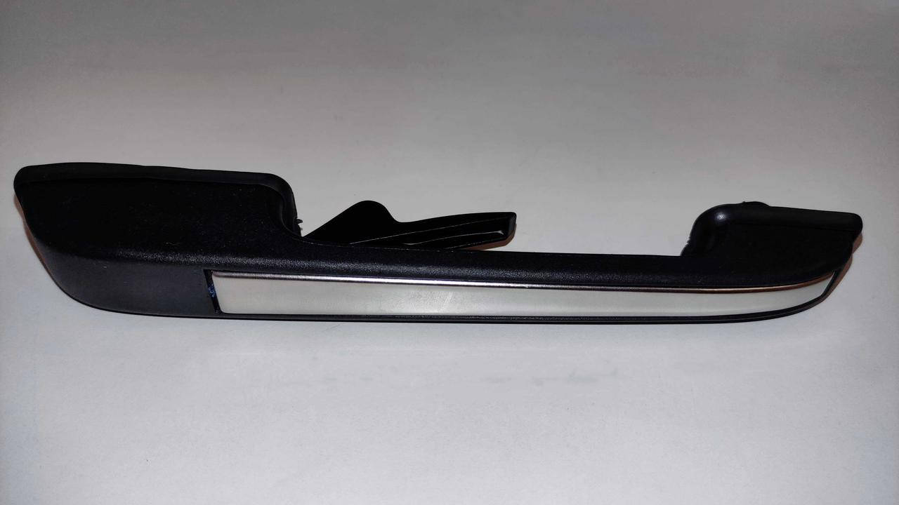 

Ручка права задня зовнішня Volkswagen Golf 2/ Passat B2/ Jetta 2