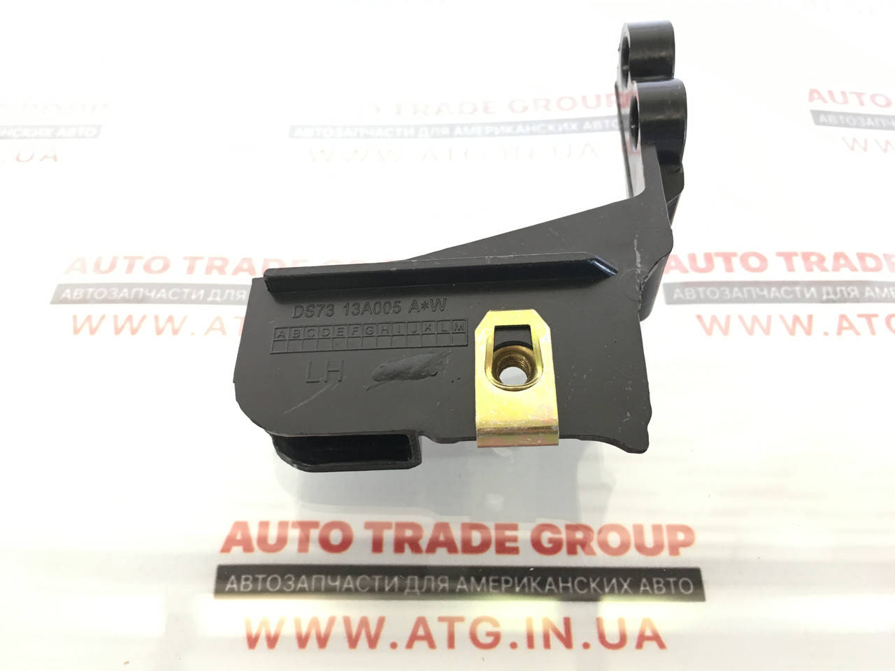 

Кронштейн (крепление) передней фары левый Ford Fusion 2013-2016 неоригинал DS713A005-A