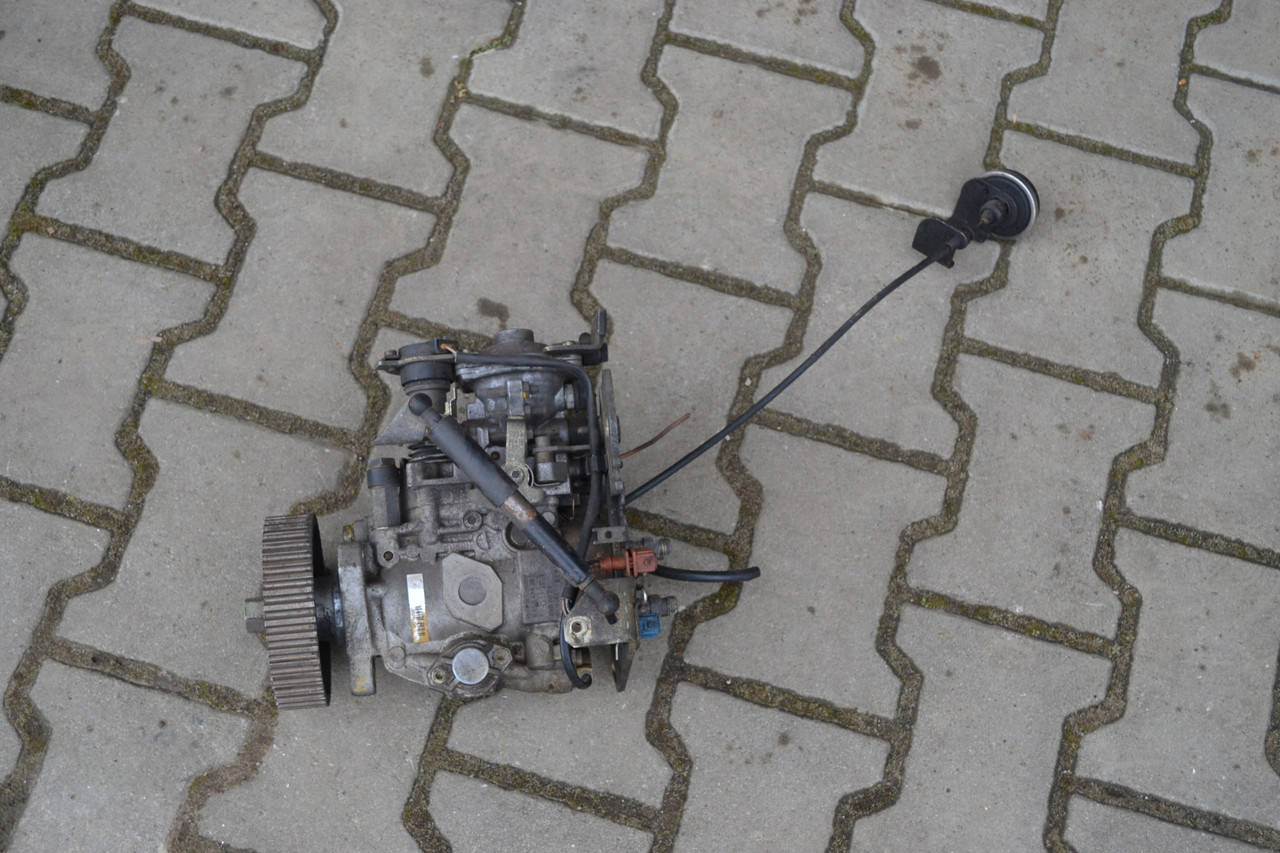 

Топливный насос высокого давления, ТНВД PEUGEOT 406 1.9 TD 0460494382