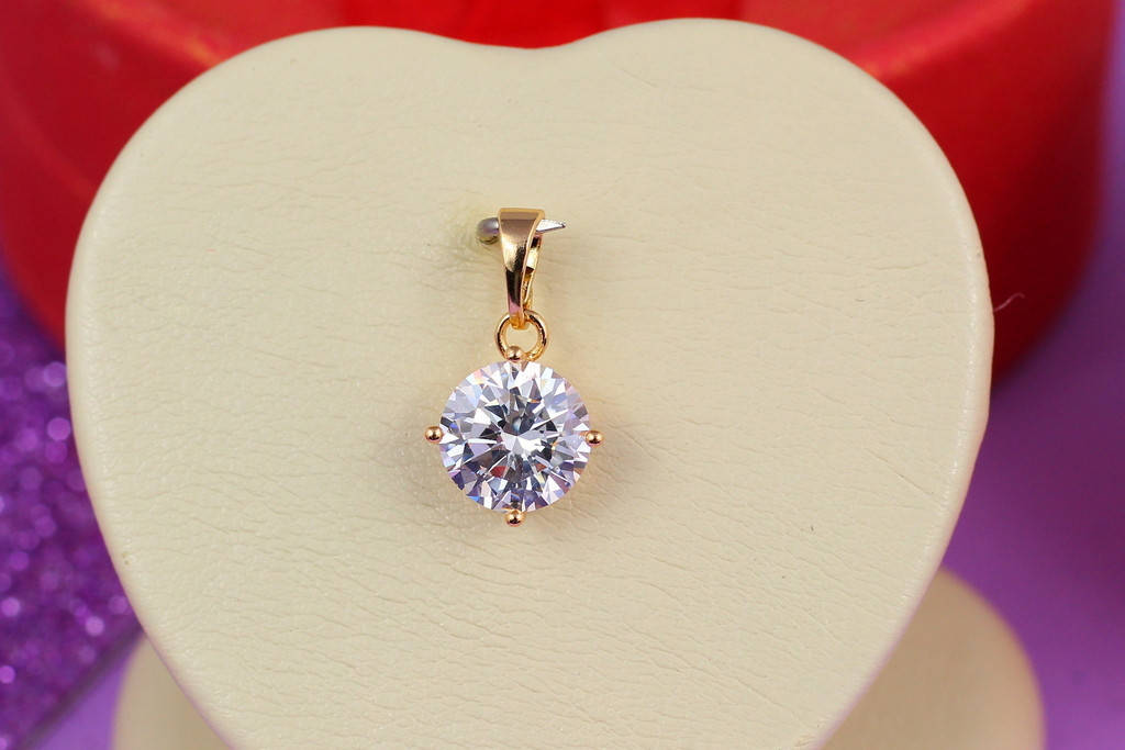 

Кулон Xuping Jewelry белый камень на четыре крепления 9 мм золотистый