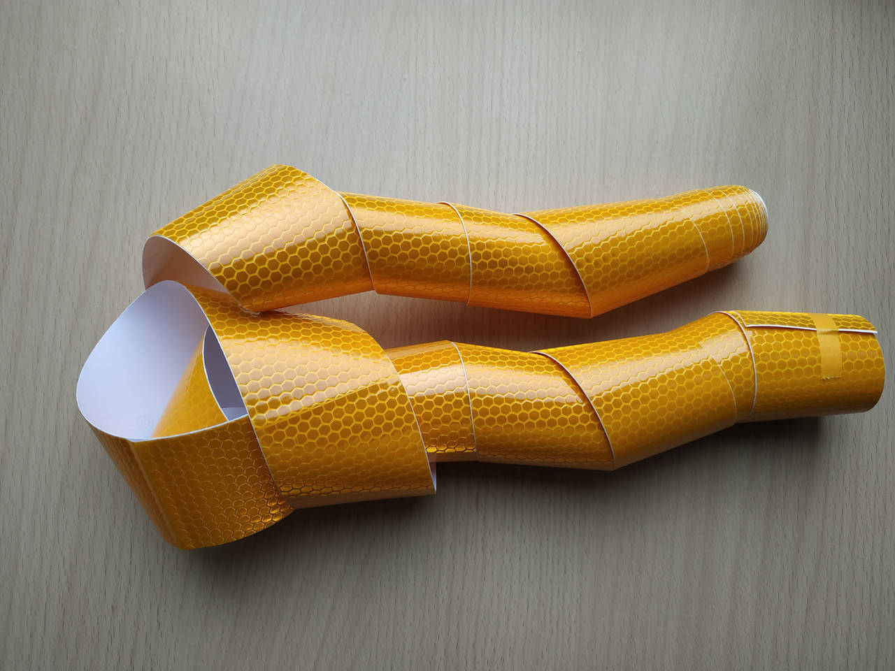 

Лента светоотражающая 5 см х 100 см самоклеющаяся авто мото вело желтый