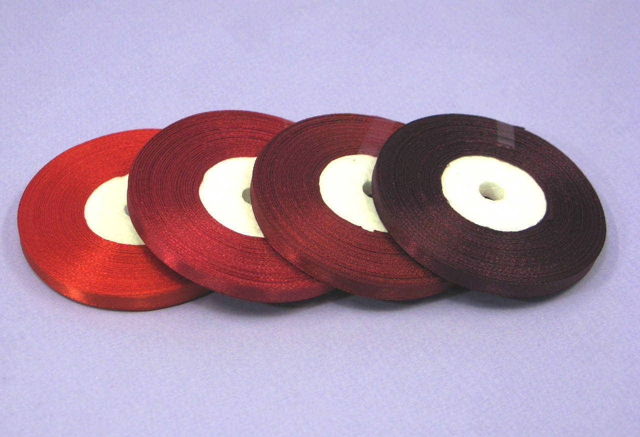 

Стрічка атласна 0,6см