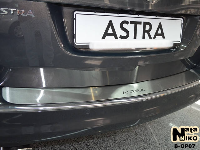 

Накладка на бампер OPEL ASTRA IV J COMBI *2010-2015
