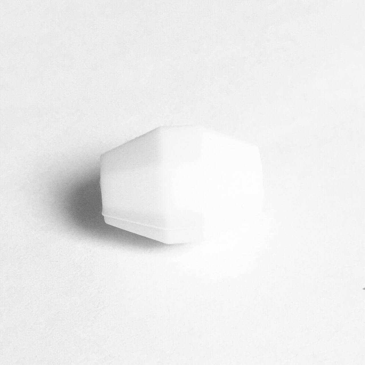 

Бочка (белый) бусина из пищевого силикона