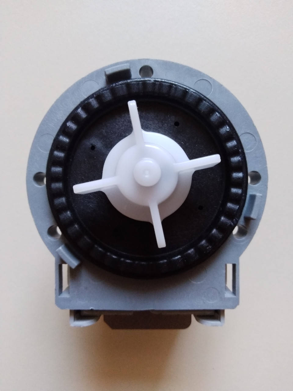 

Насос «DRAIN PUMP» 40 W на 3 самореза , на три самореза,Помпа (насос) 40W P25-1 для стиральных маши