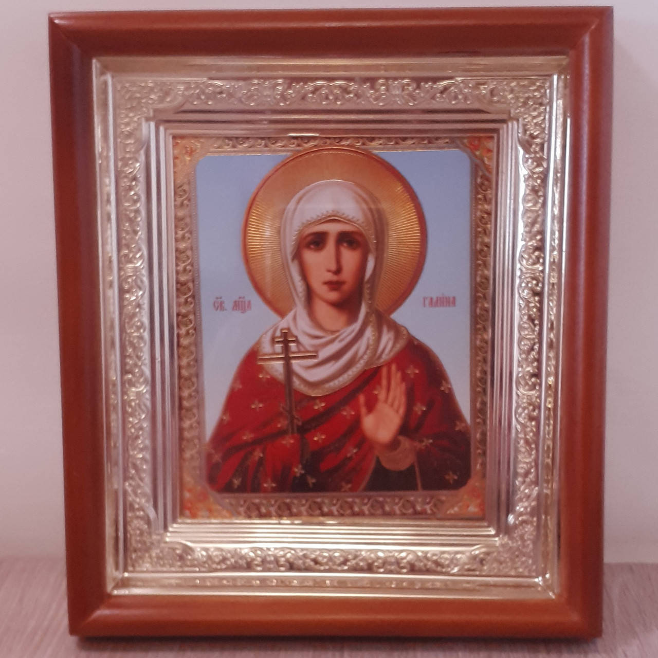 

Икона Святая мученица Галина, лик 10х12 см, в светлом прямом деревянном киоте