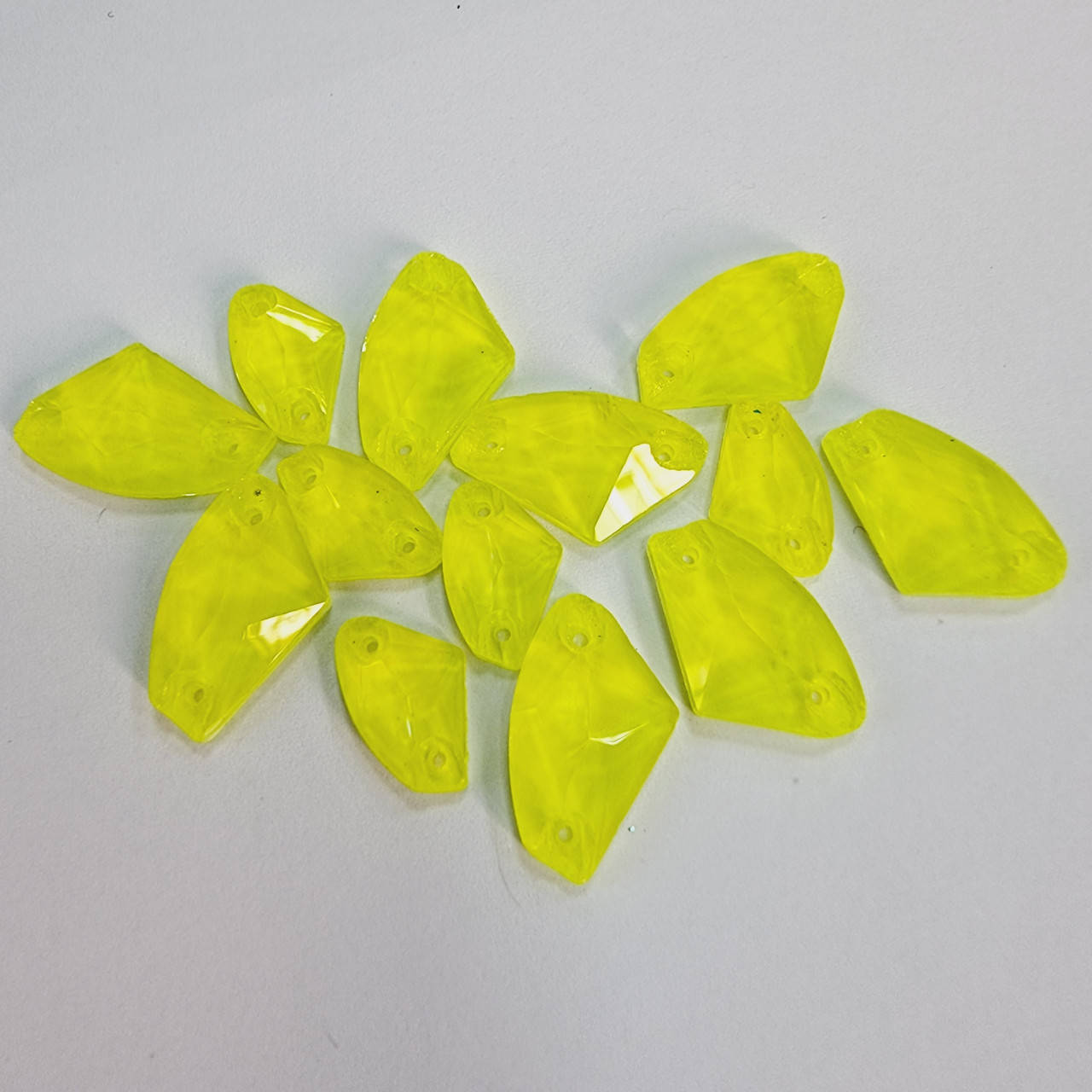 

Стрази пришивні Топірець 9*14мм Yellow Neon економ, Розовый