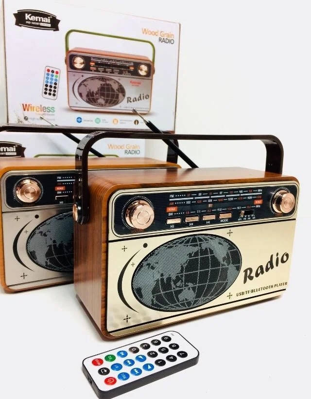 

Радиоприемник Kemai Retro MD-503BT - Аккумуляторный радиоприемник с пультом управления Bluetooth Золотой