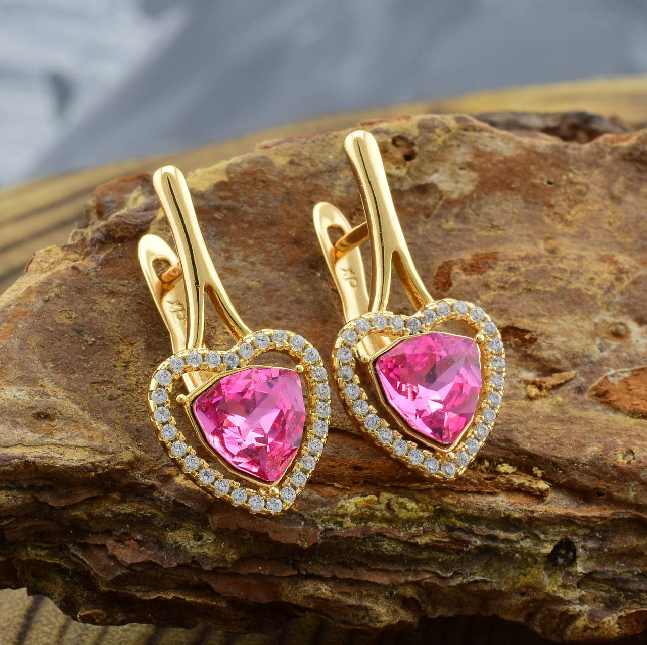 

Серьги Xuping Необычайная красота с кристаллами Swarovski 26066 размер 24х12 мм цвет розовый позолота 18К